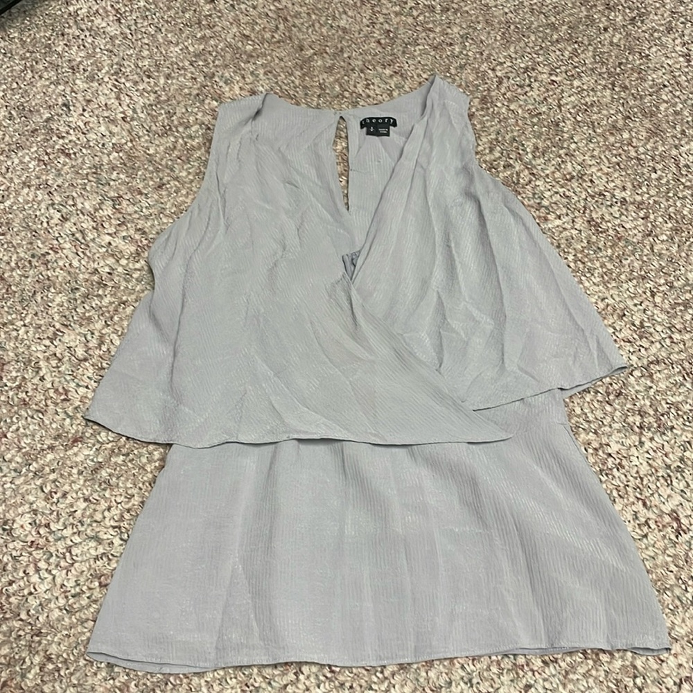 Theory 100% silk top